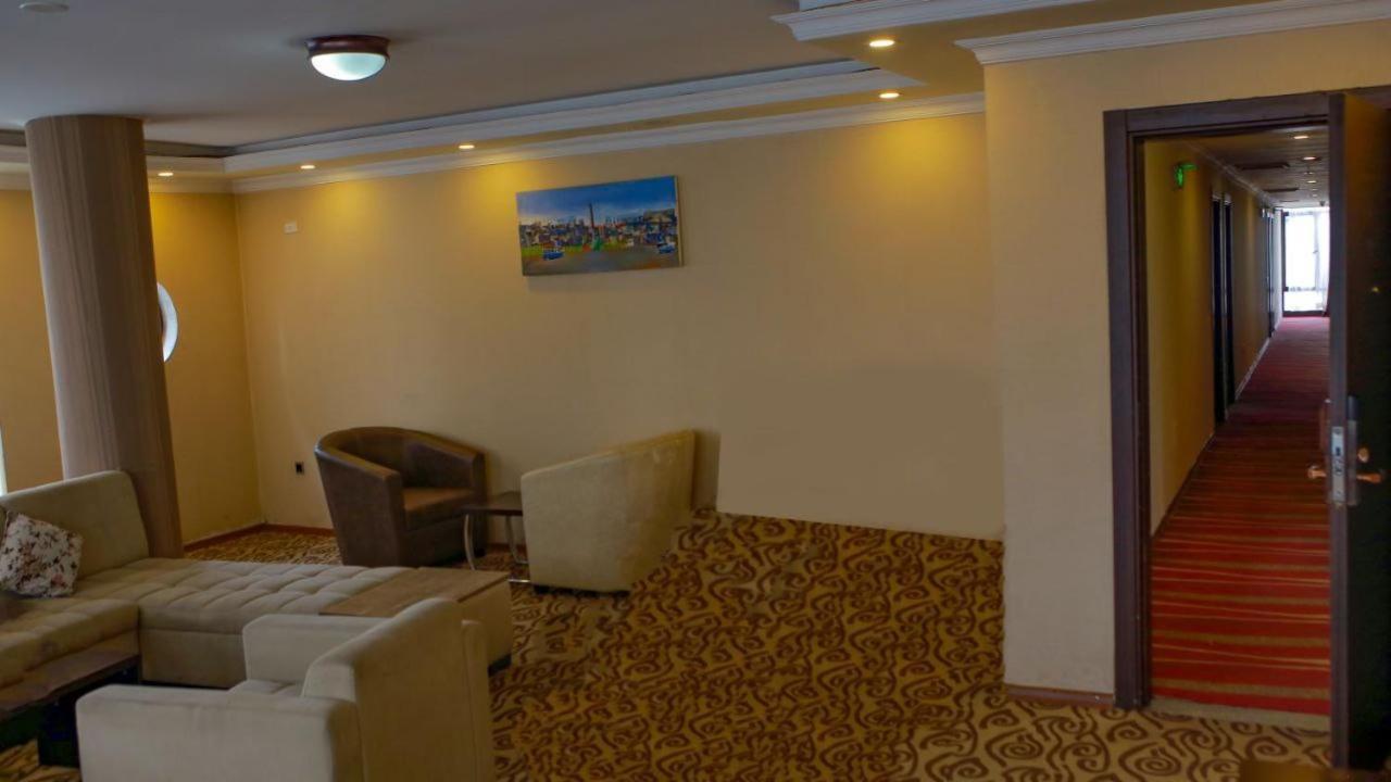 Holiday Hotel Addis Abeba Esterno foto